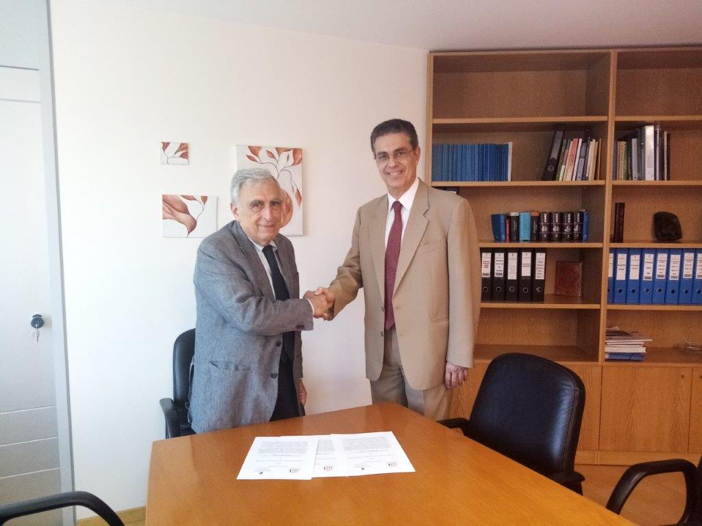 O Πρόεδρος της Αρχής, κ. Κωνσταντίνος Μενουδάκος και ο Κοσμήτορας της Νομικής Σχολής καθηγητής κ. Λίνος-Αλέξανδρος Γ. Σισιλιάνος