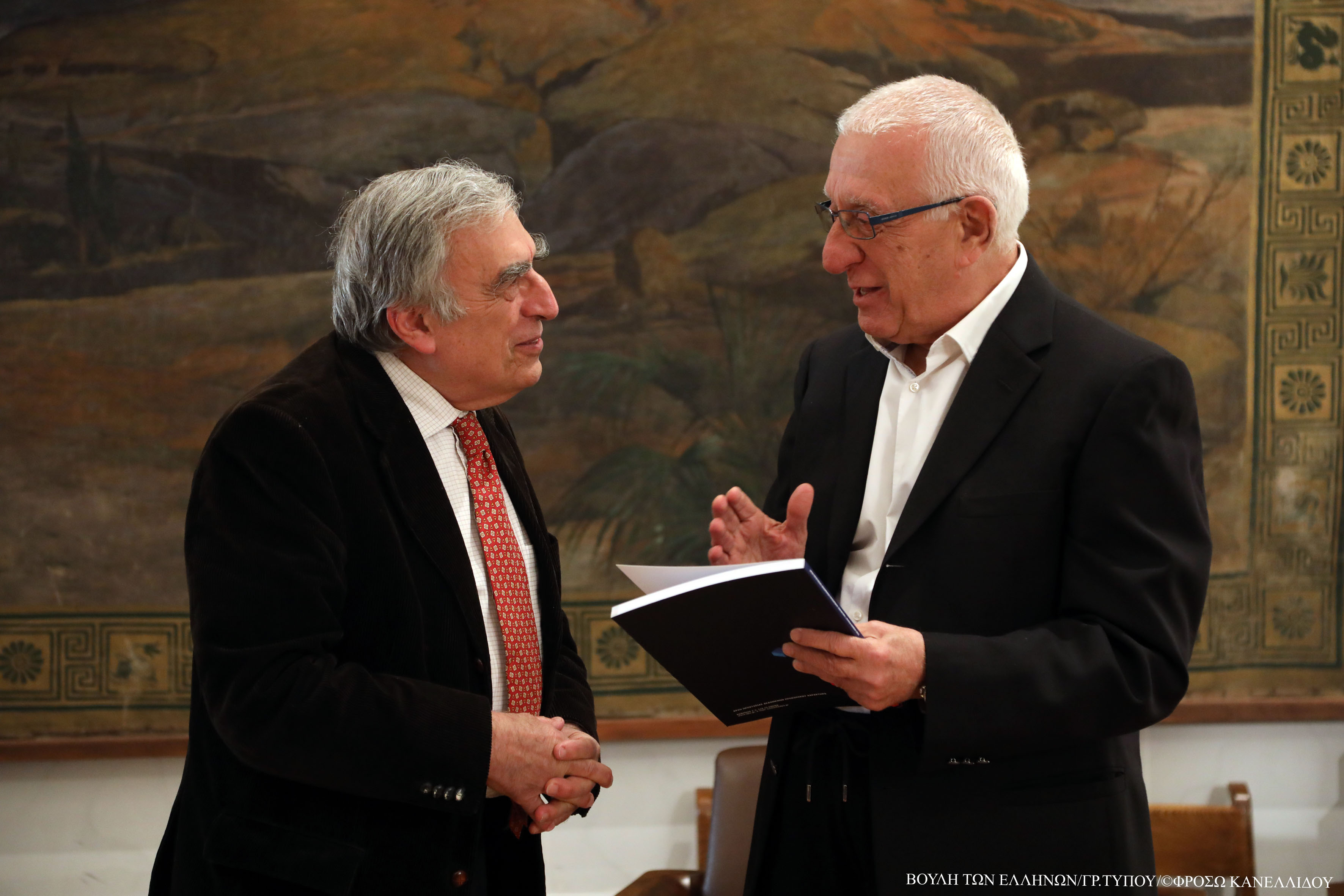 ) Πρόεδρος της Βουλής & ο Πρόεδρος της Αρχής Προστασίας Δεδομένων Προσωπικού Χαρακτήρα